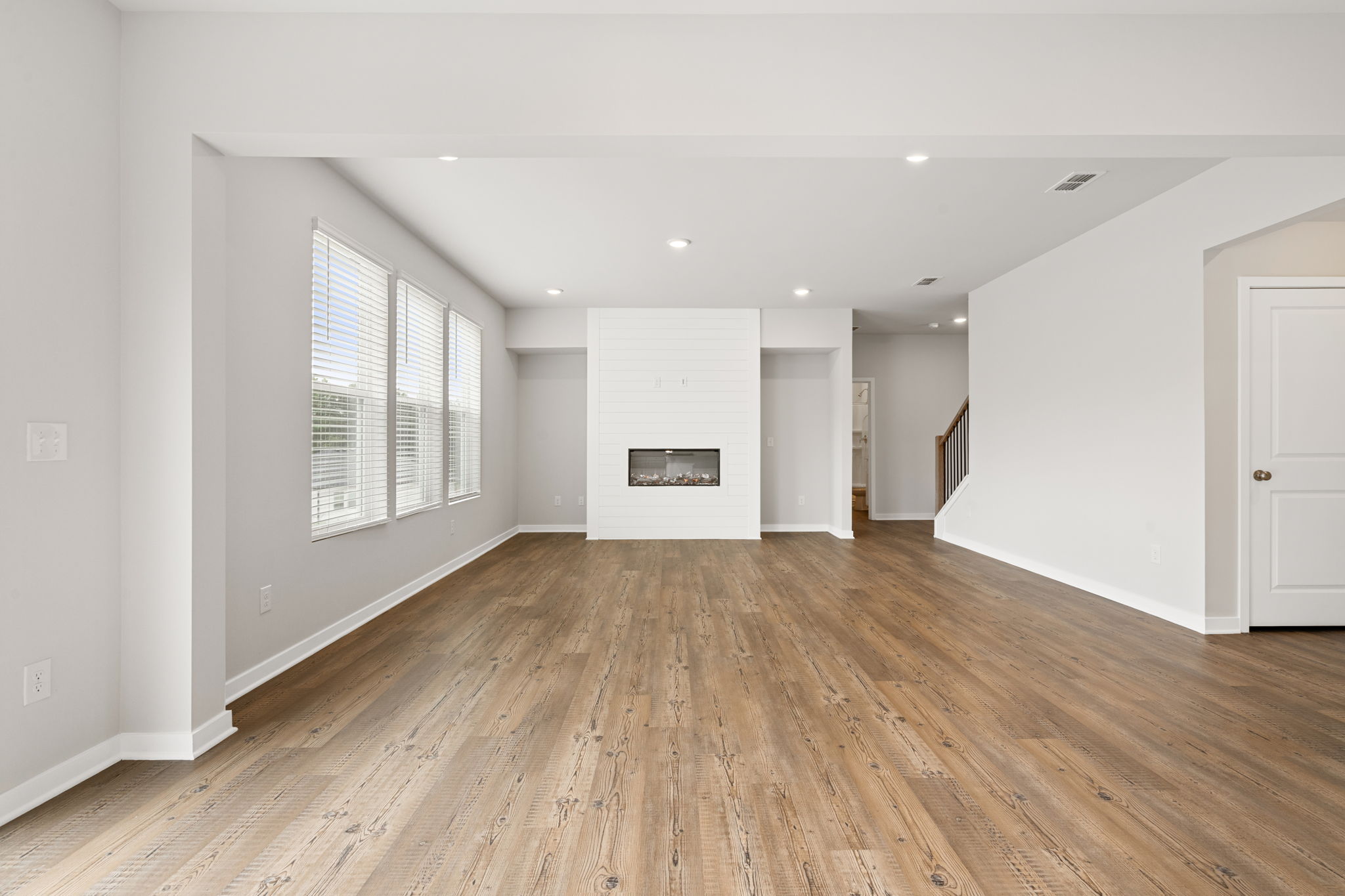 A large empty room.