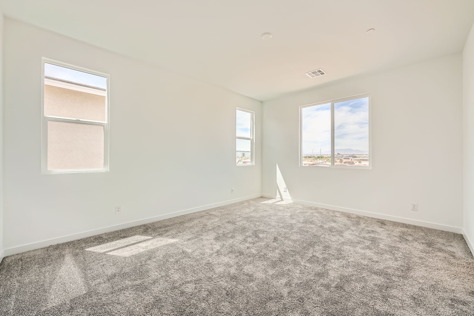 A room with windows.